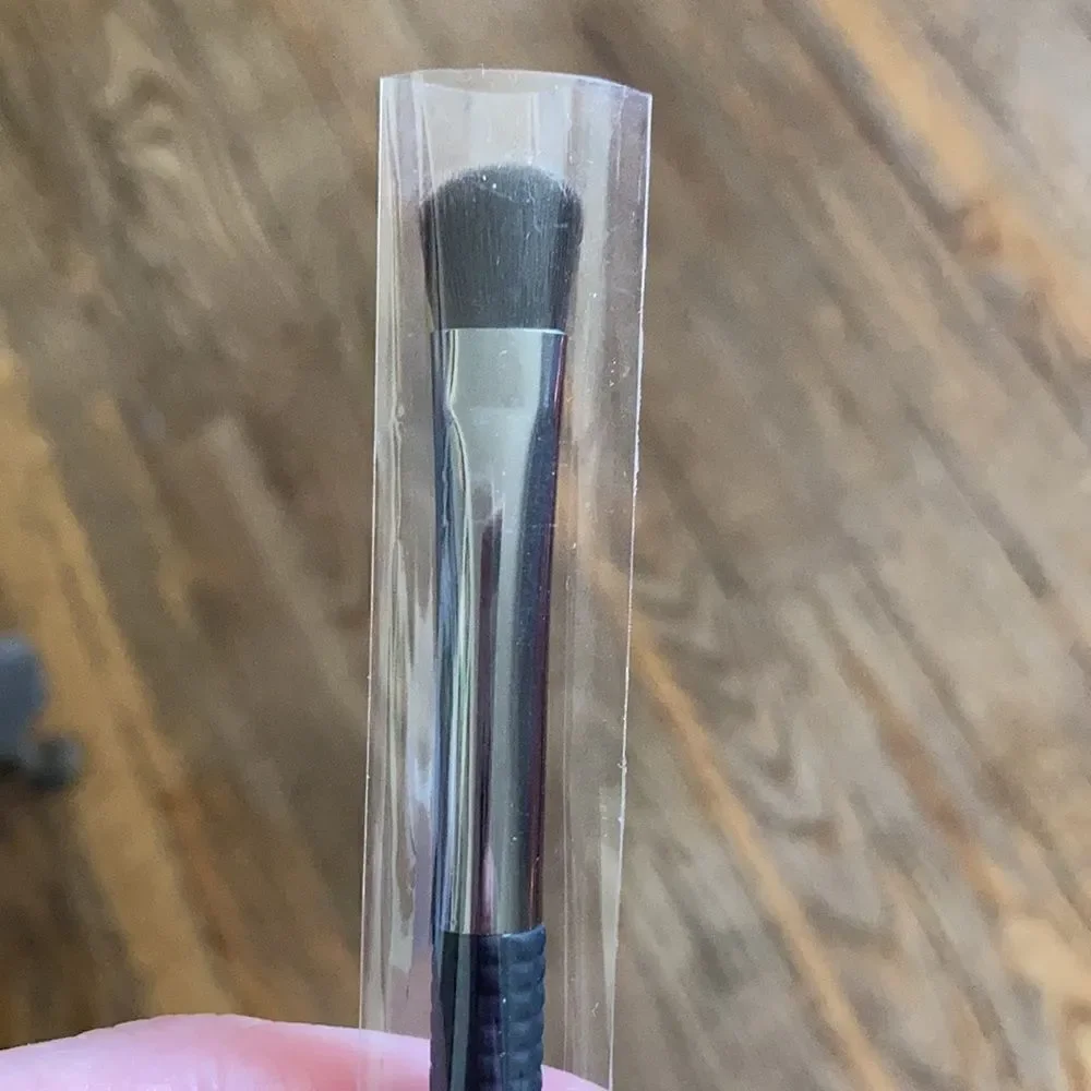 Laruce Beauty Shadow Brush LR110
